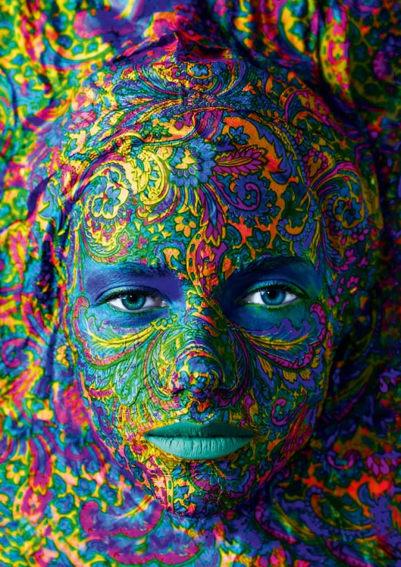 Art by Bluebird Bluebird - Face Art - Portrait of woman - 1000 Piece Jigsaw Puzzle Outlet