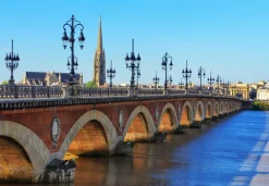 Bluebird Puzzle - Pont de Pierre, Bordeaux - 1000 Piece Jigsaw Puzzle Hot