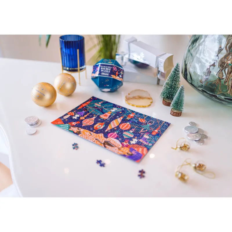 Gibsons - Sugar and Spice - 200 Piece Christmas Bauble Jigsaw Puzzle Fashion