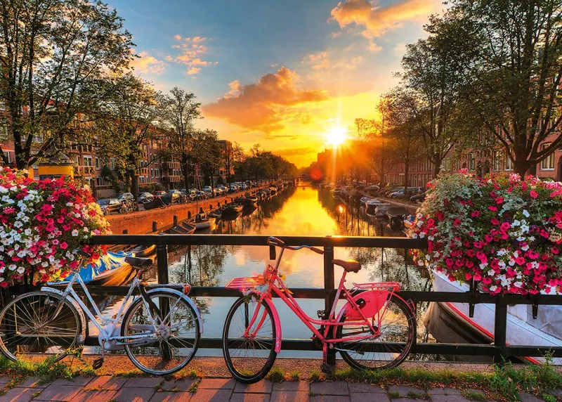 Ravensburger - Bicycles In Amsterdam - 1000 Piece Jigsaw Puzzle Sale