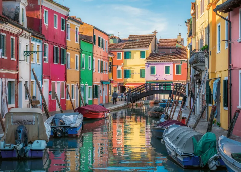 Ravensburger - Burano, Italy - 1000 Piece Jigsaw Puzzle Outlet
